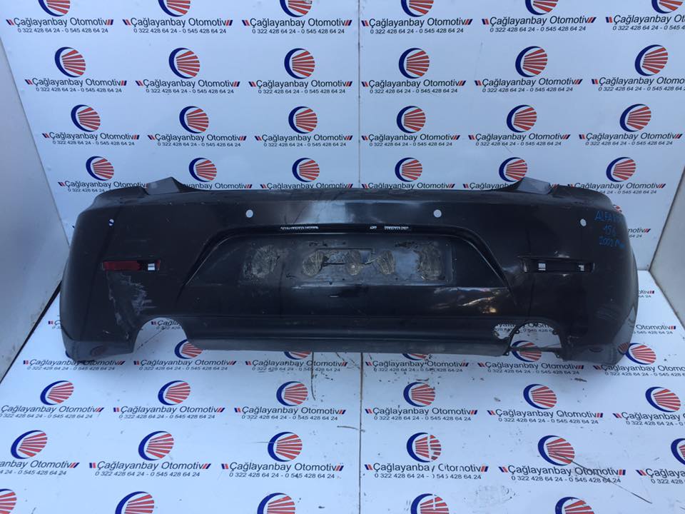 Alfaromeo 156 2002 model arka tanpon 